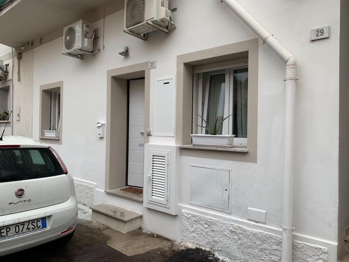 Nuova 27 Apartment Олбия Екстериор снимка