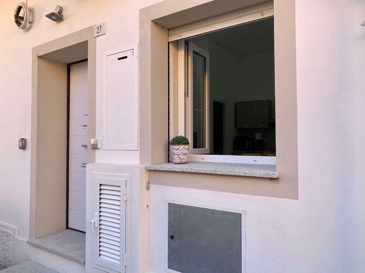 Nuova 27 Apartment Олбия Екстериор снимка